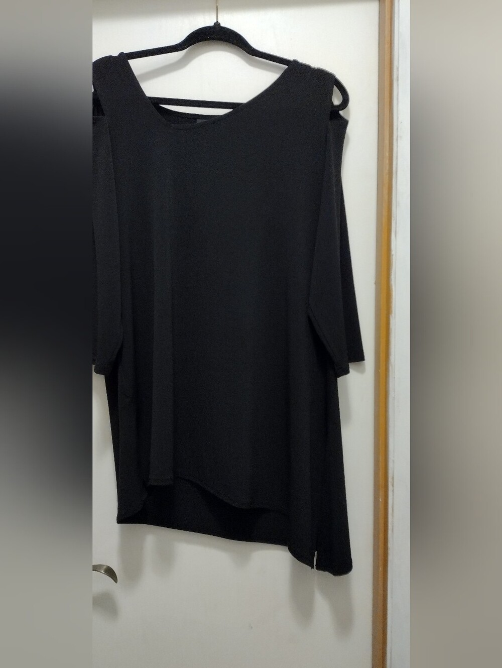 Alfani Black Cold-Shoulder Tunic Top